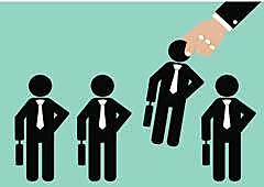 Principales funcionarios