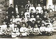 (1910)Se establece la sociedad de médicos inspectores de escuelas.