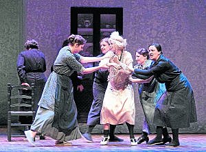 La casa de Bernarda Alba Acto 2