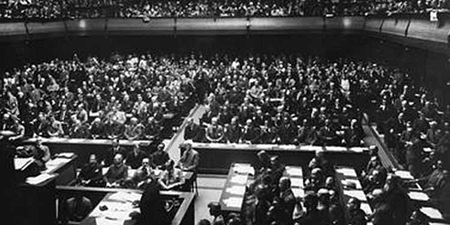 La Società delle Nazioni si indebolisce