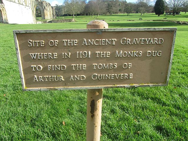 King Arthur and Queen Guinevere´s tomb