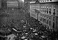 The republic is estalished