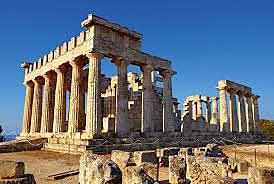 LAS PRIMERAS CIUDADES