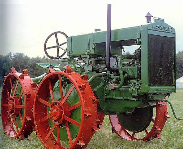 Tractor MASSEY HARRIS ( 15/22 General purpose)