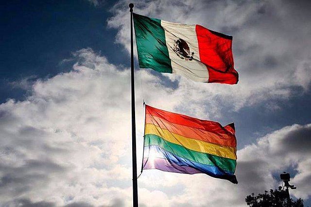 Inicio de la legalización de los matrimonios homosexuales