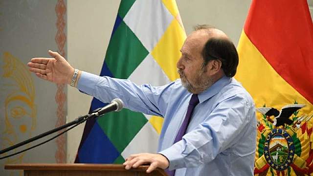 Ministro de Salud dice que Bolivia ya pasó al contagio comunitario