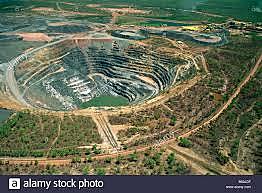 Muerte por Uranio - Zhou Man