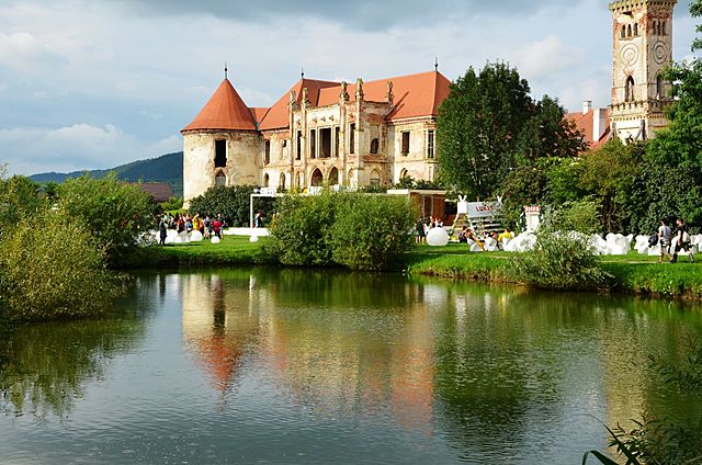 Gyerekkora, családi háttere