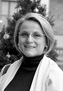 Susan Petrilli, (Adelaida, Australia.) Profesora de filosofía y teoría de lenguas.