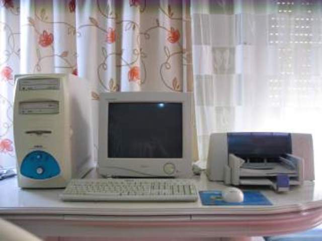 mi primer ordenador en el año 2000