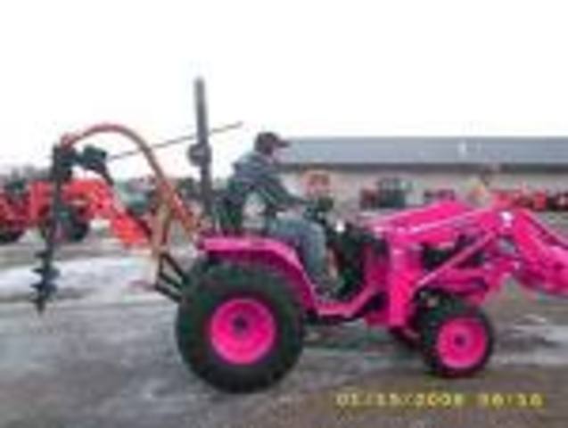 Benjamin Holt invents a tractor.