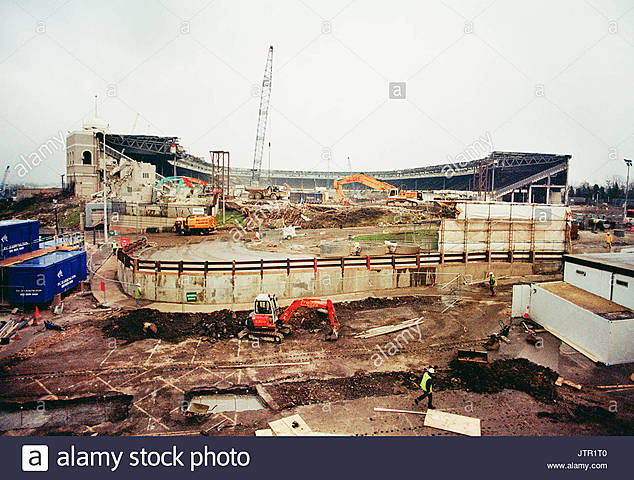 Demolición de la edificación original del Estadio de Wembley