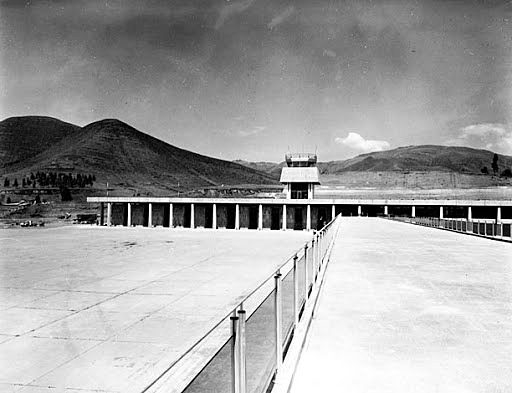 CUSCO. INICIO DE OPERACIONES DEL AEROPUERTO ALEJANDRO VELASCO ASTETE.