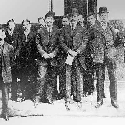 Timeline: Periodos Históricos de la Administración Pública