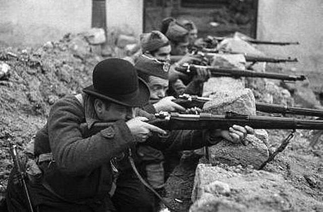 The loyal zone and the Republican side