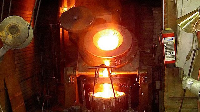 Temperatura de fusió del bronze.