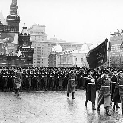 Timeline: Den kalde krigen