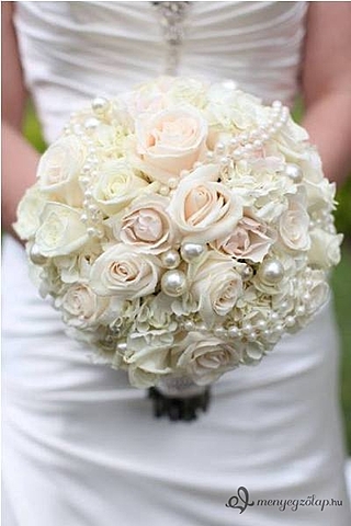 Feleségül veszi Dukai Takács Zsuzsannát