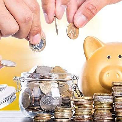 Timeline: Manejo de recursos públicos a través del tiempo