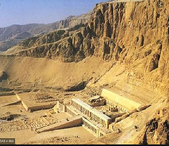 Middle kingdom period begins