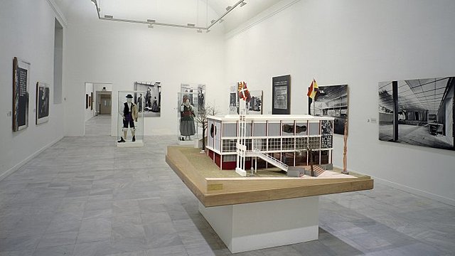 Exposició Internacional de París. El Guernika s’exposa al Pabelló Espanyol