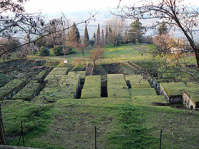 Necròpoli de Crocifisso del Tufo
