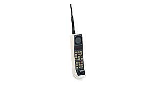 Motorola DynaTAC 8000x was released