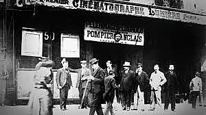 La salida de los obreros de la fábrica Lumière (La sortie des ouvriers des usines Lumière en Lyon)