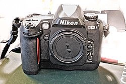 Nikon D100