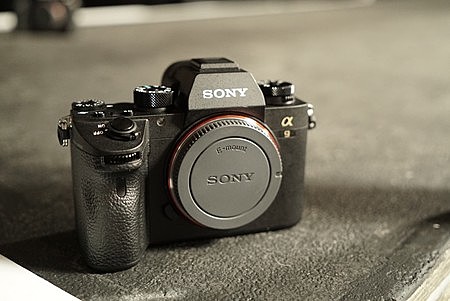 SONY A9