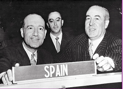 España ingresa en la ONU