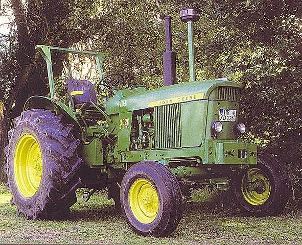 Marca: JOHN DEERE / Modelo: 3020