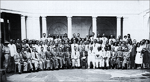 APROBACIÓN DE LOS PCGA