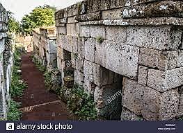 Necròpoli de Crocifisso del Tufo