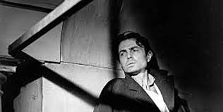 Larga es la Noche: Carol Reed