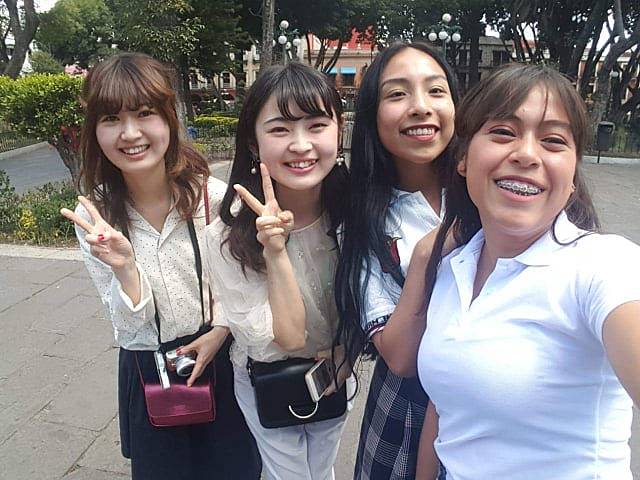 SIENDO SOCIAL A NUEVAS LENGUAS