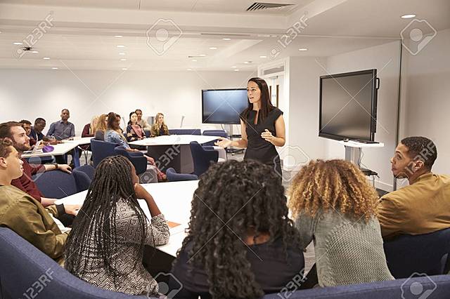 Dar clases en una Universidad