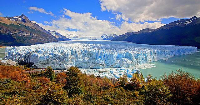 Cruise in Patagonia & Trekking in the Pampas