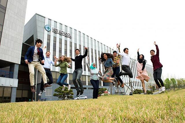 Estudiantes y migrantes que eligen Corea del Sur...