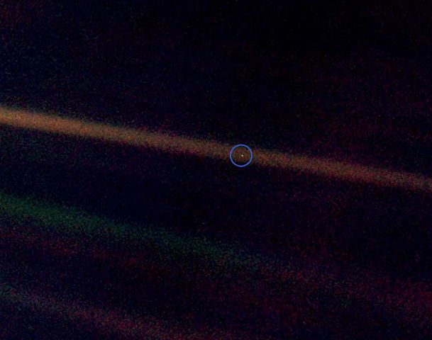 Esa mota azul somos nosotros (Carrera espacial)