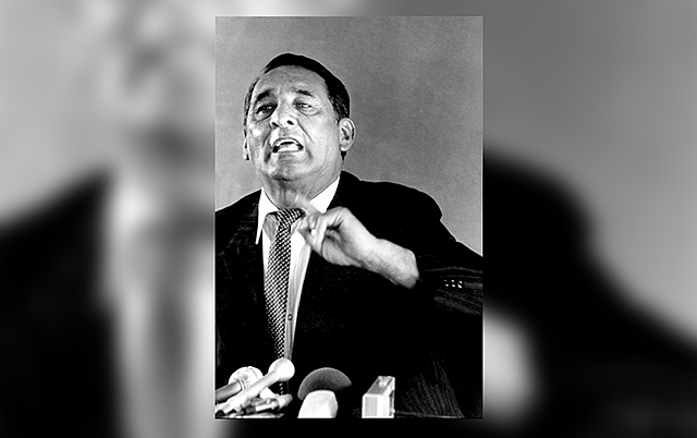 Elecciones y es electo presidente Jose Napoleon Duarte