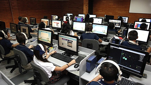 Programas nacionales de incorporación de TIC