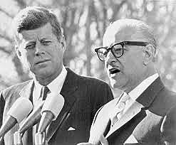 XVI CONSTITUCION (DEL ESTADO SOCIAL DEMOCRATICO)