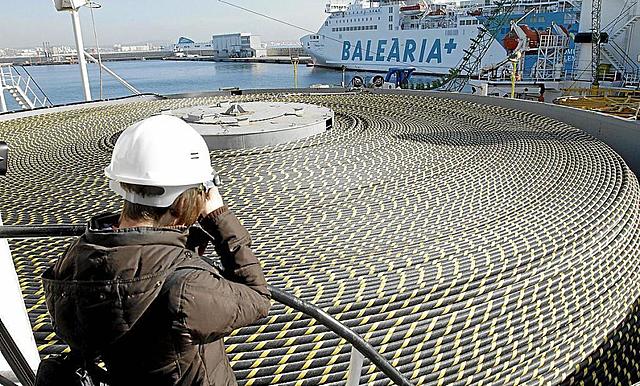 Primer cable en cruzar el atlántico