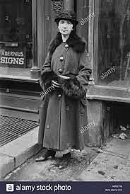 Margaret Sanger Opened Birth Control Clinic