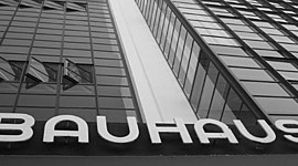 Timeline: Escuela de Diseño