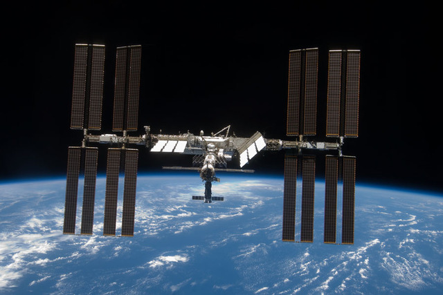 Human habitation of ISS