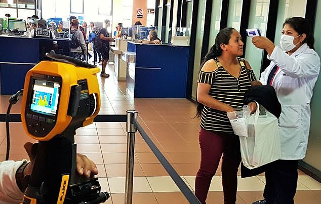 El Gobierno limita pruebas de COVID-19 a solo ‘sospechosos con sintomatología activa’