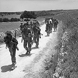 Le truppe inglesi e americane sbarcarono in Sicilia