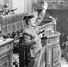 Dimite Adolfo Suárez. Intento de Golpe de Estado.